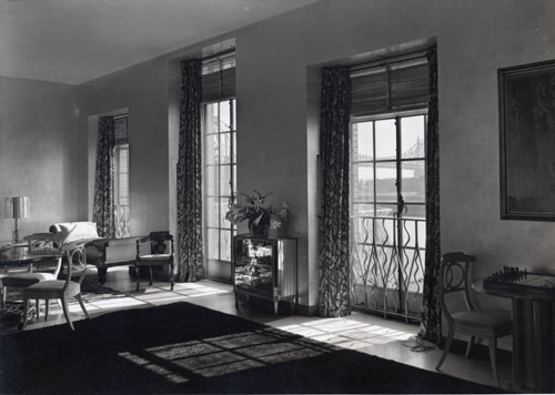 In the early 30's, the Brown's occupied a flat in New York's newest, most stylish cooperative: architect William Bottomley's River House. Amenities included a  club with swimming pool, tennis courts, bar, restaurant and ballroom, as well as a private boat dock on the East River. Courtesy Pam and Elmer Grossman